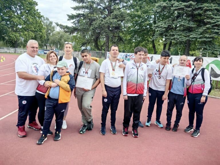 СОП Спорт Самбо за развитие - подкрепа и обучение за млади спортисти.
